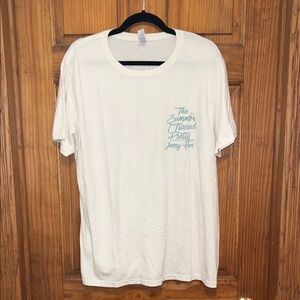 The Summer I Turned Pretty Graphic T-Shirt – Size Large